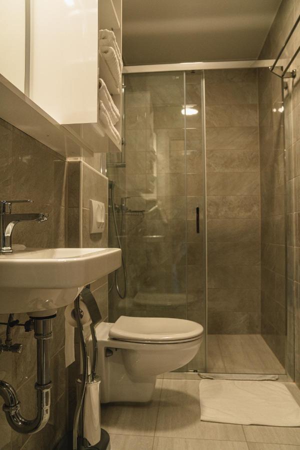 B&B La Siesta Markovci Esterno foto